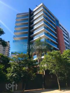 Image 2 - 303795