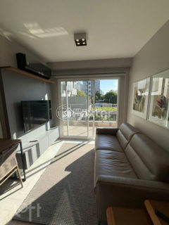 Image 3 - 303950