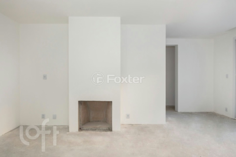 Image 26 - 304006