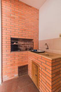 Image 33 - 304137