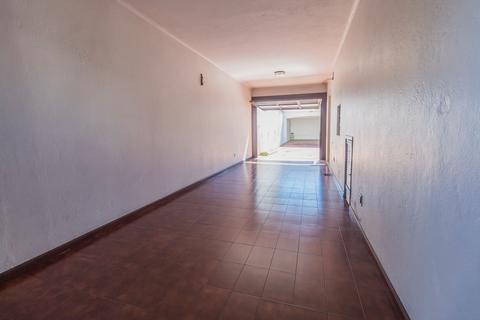 Image 35 - 304137