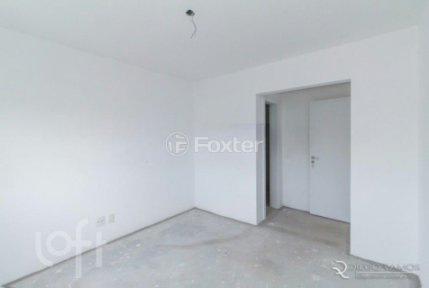 Image 11 - 304145