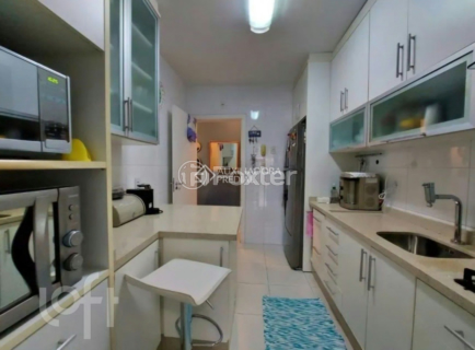 Image 7 - 304160