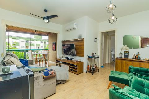 Image 1 - 304191
