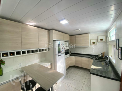 Image 7 - 304263