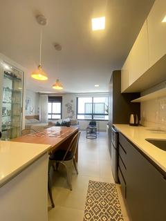 Image 5 - 304497