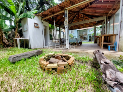 Image 4 - 304701