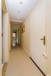 Image 4 - 304734