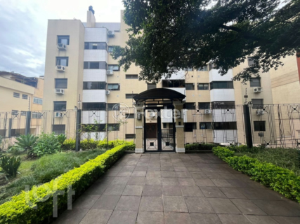 Image 30 - 304737