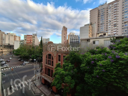 Image 21 - 304947