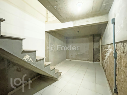 Image 30 - 304960