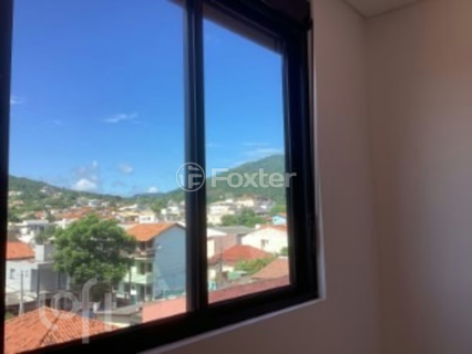 Image 10 - 304991