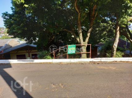 Image 40 - 305054