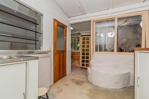 Image 26 - 305176