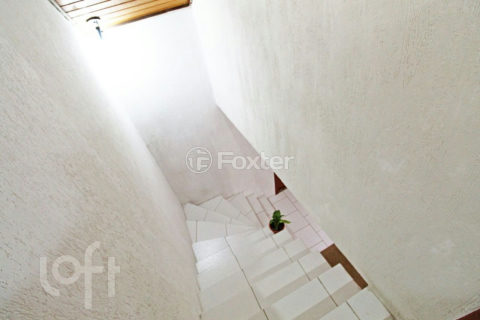 Image 20 - 305198