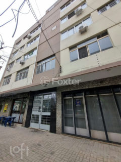 Image 34 - 305233