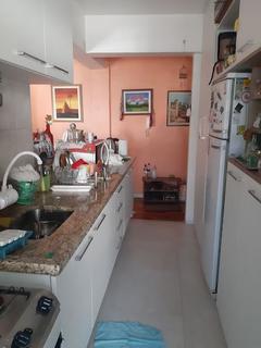 Image 1 - 305289