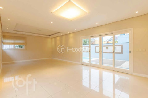 Image 1 - 305359