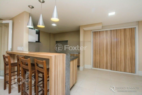 Image 30 - 305676