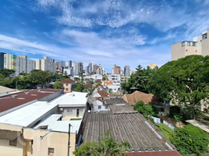 Image 1 - 305694