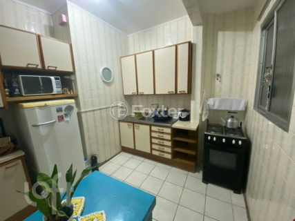 Image 3 - 305715
