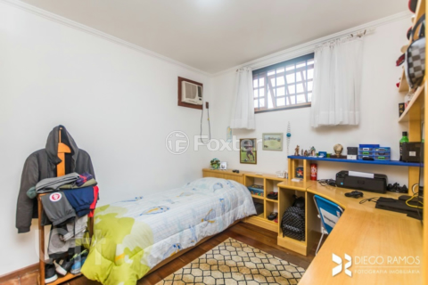 Image 26 - 305716