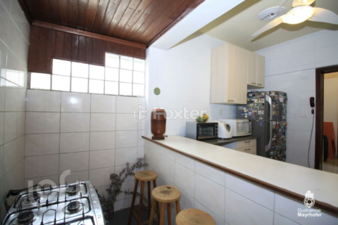 Image 30 - 305843