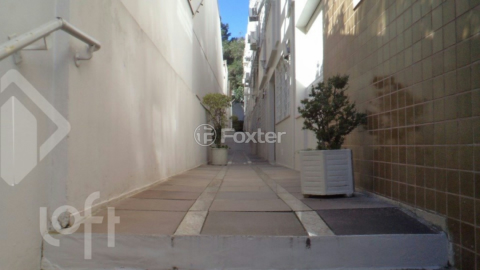 Image 1 - 305869