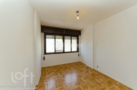 Image 7 - 306010