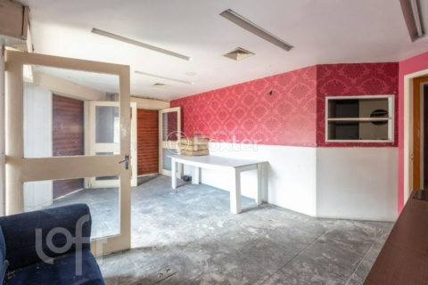 Image 21 - 306079