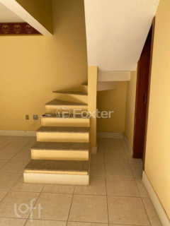 Image 3 - 306110