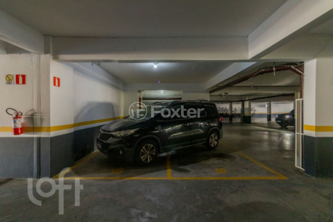 Image 40 - 306445