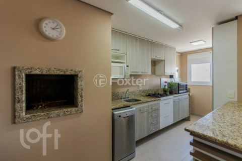 Image 7 - 306445
