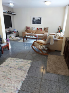 Image 1 - 306563