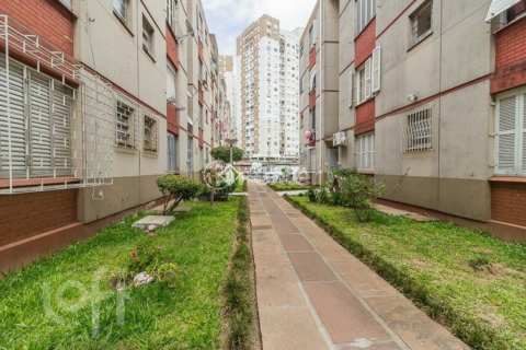 Image 15 - 306568