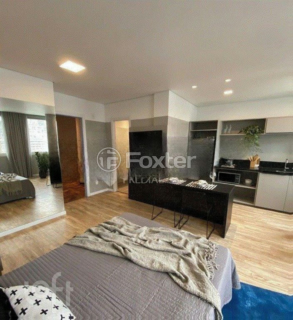 Image 7 - 306580