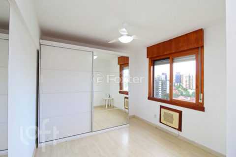Image 22 - 306656