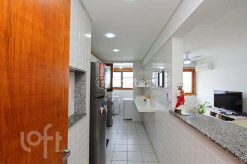 Image 8 - 306656