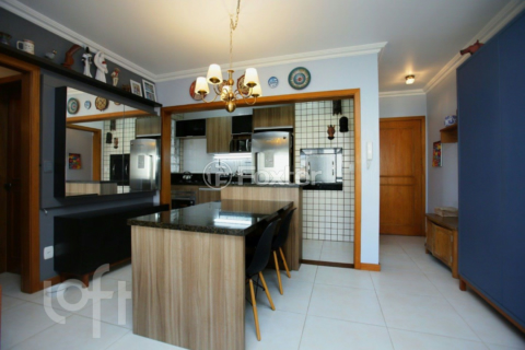 Image 4 - 306823