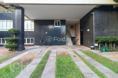 Image 30 - 306878