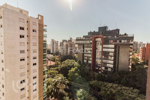 Image 23 - 307085