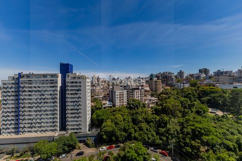 Image 12 - 307248