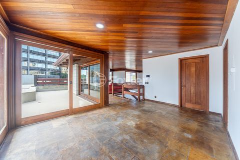 Image 30 - 307250