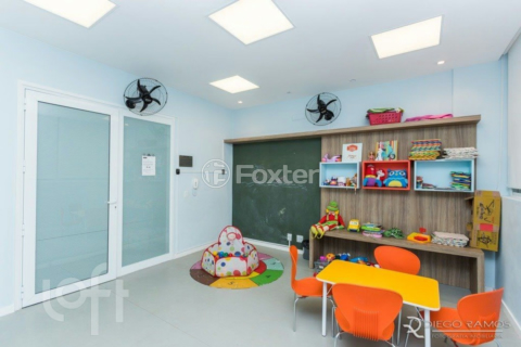 Image 29 - 307425