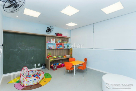 Image 28 - 307425