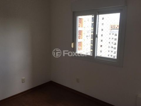 Image 4 - 307825
