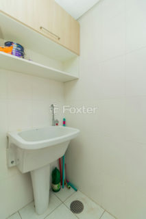 Image 21 - 307922