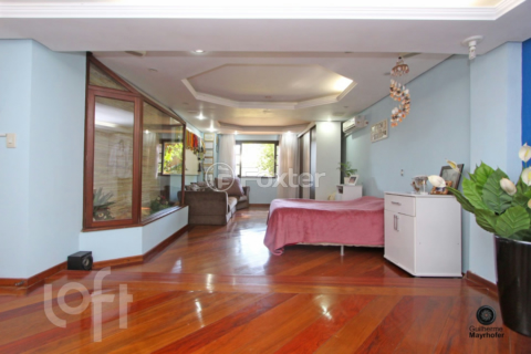 Image 30 - 308056