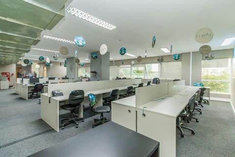 Image 10 - 308326