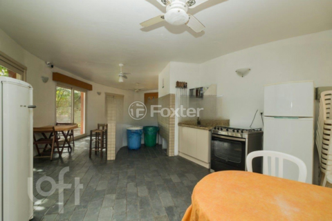 Image 33 - 308340